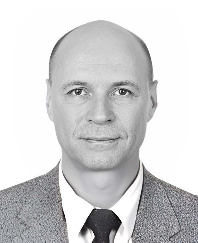 Звездов 